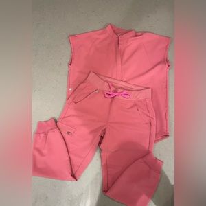FIGS Desert Rose. Zamora joggers, XS/petite. Raffaella top, XXS